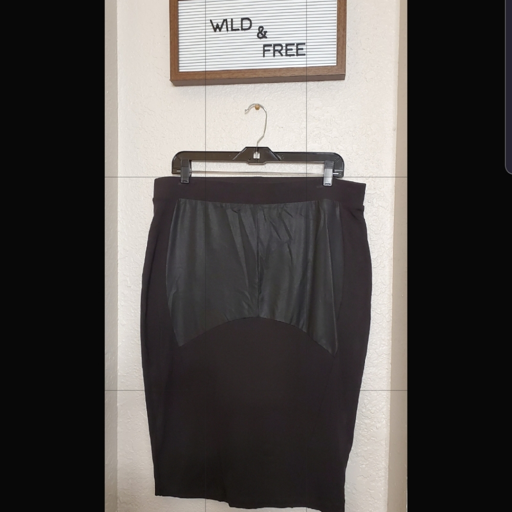 Black Pencil BodyCon w/ Faux Leather Detail Universal Standard